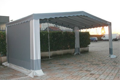 201. Gazebo tubi quadri