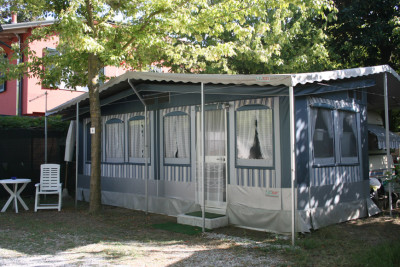 302.Tenda rigida